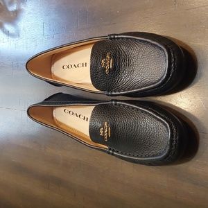 Women's NWOT Coach loafers 6B $59.00 "290